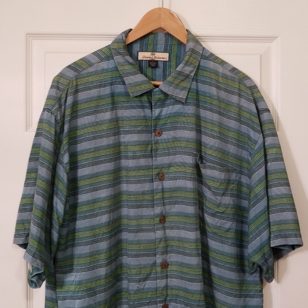 Mens Tommy Bahama silk button down shirt